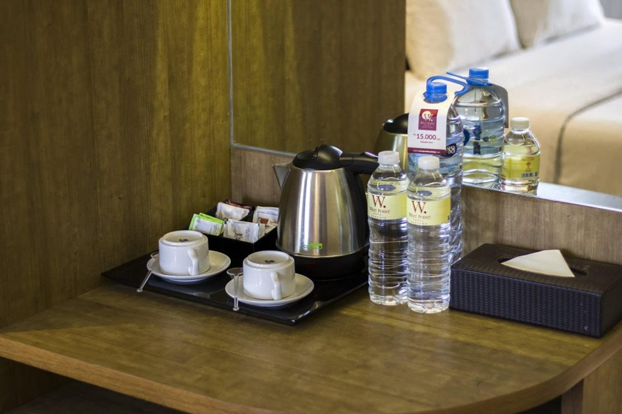 West Point Hotel Bandung Ngoại thất bức ảnh