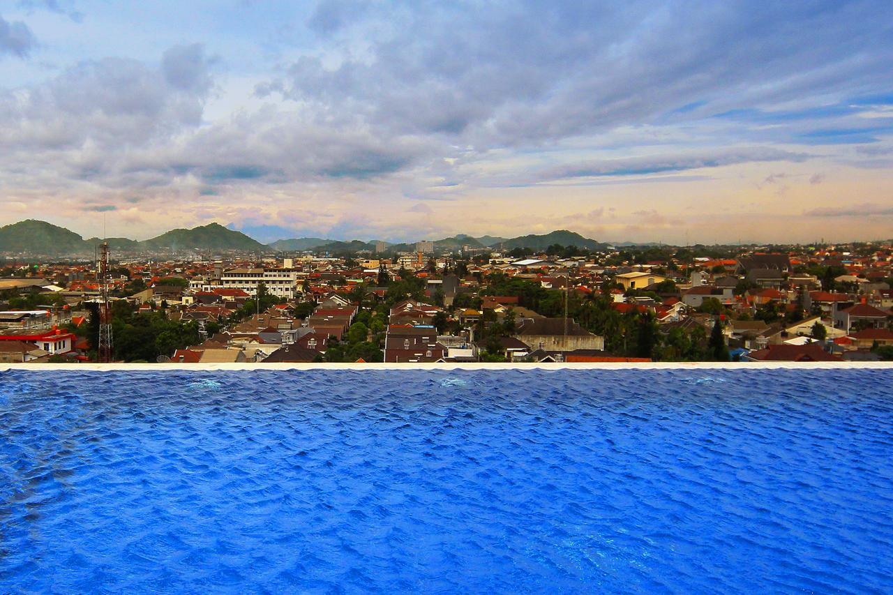 West Point Hotel Bandung Ngoại thất bức ảnh