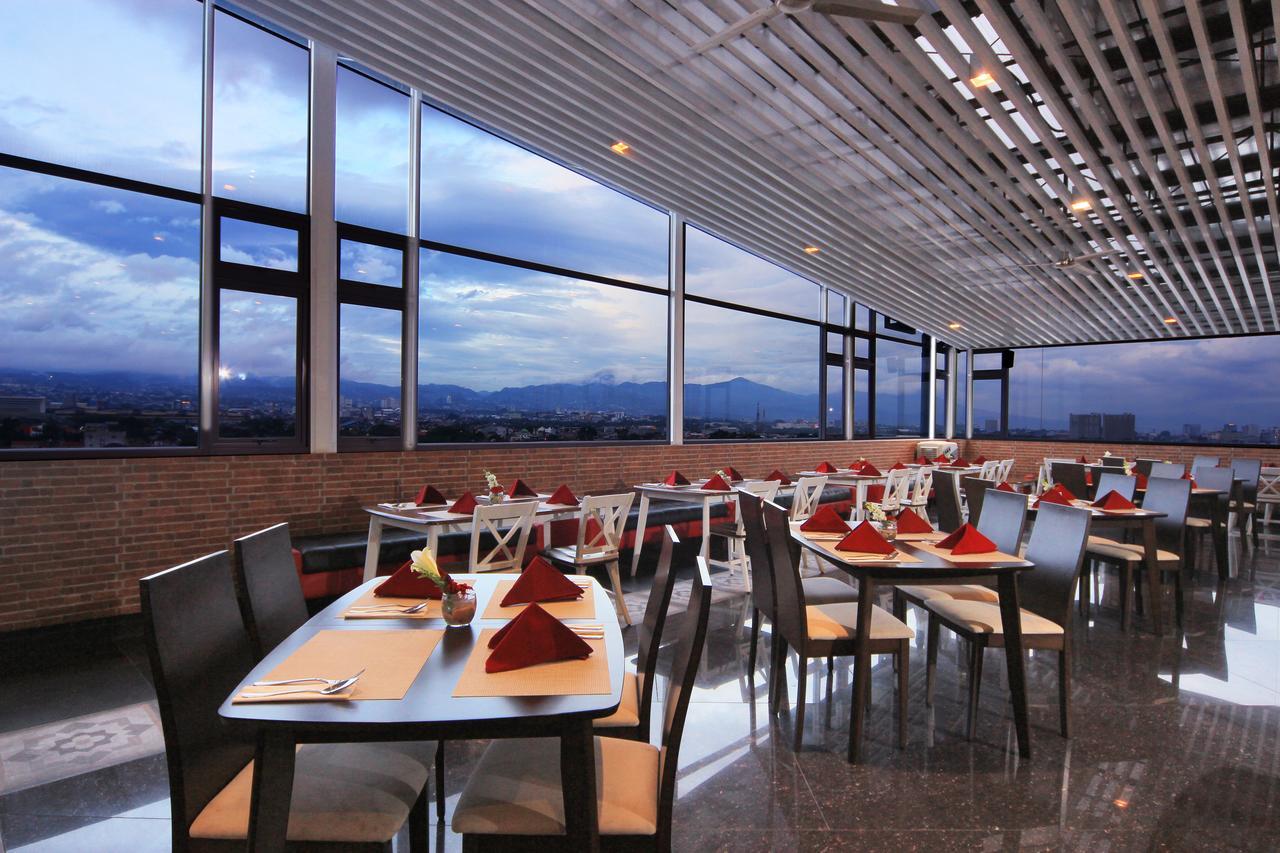 West Point Hotel Bandung Ngoại thất bức ảnh